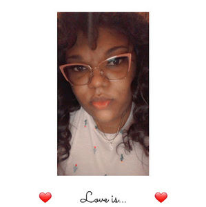 Meet your Posher, Shanique